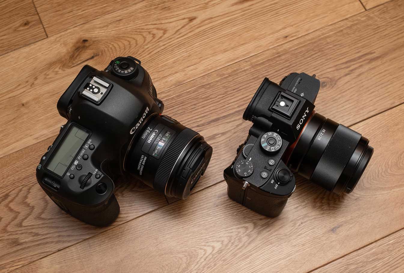 تفاوت دوربین DSLR و بدون آینه